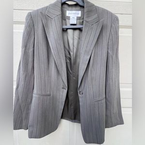 Jones New York New Striped Blazer size 10